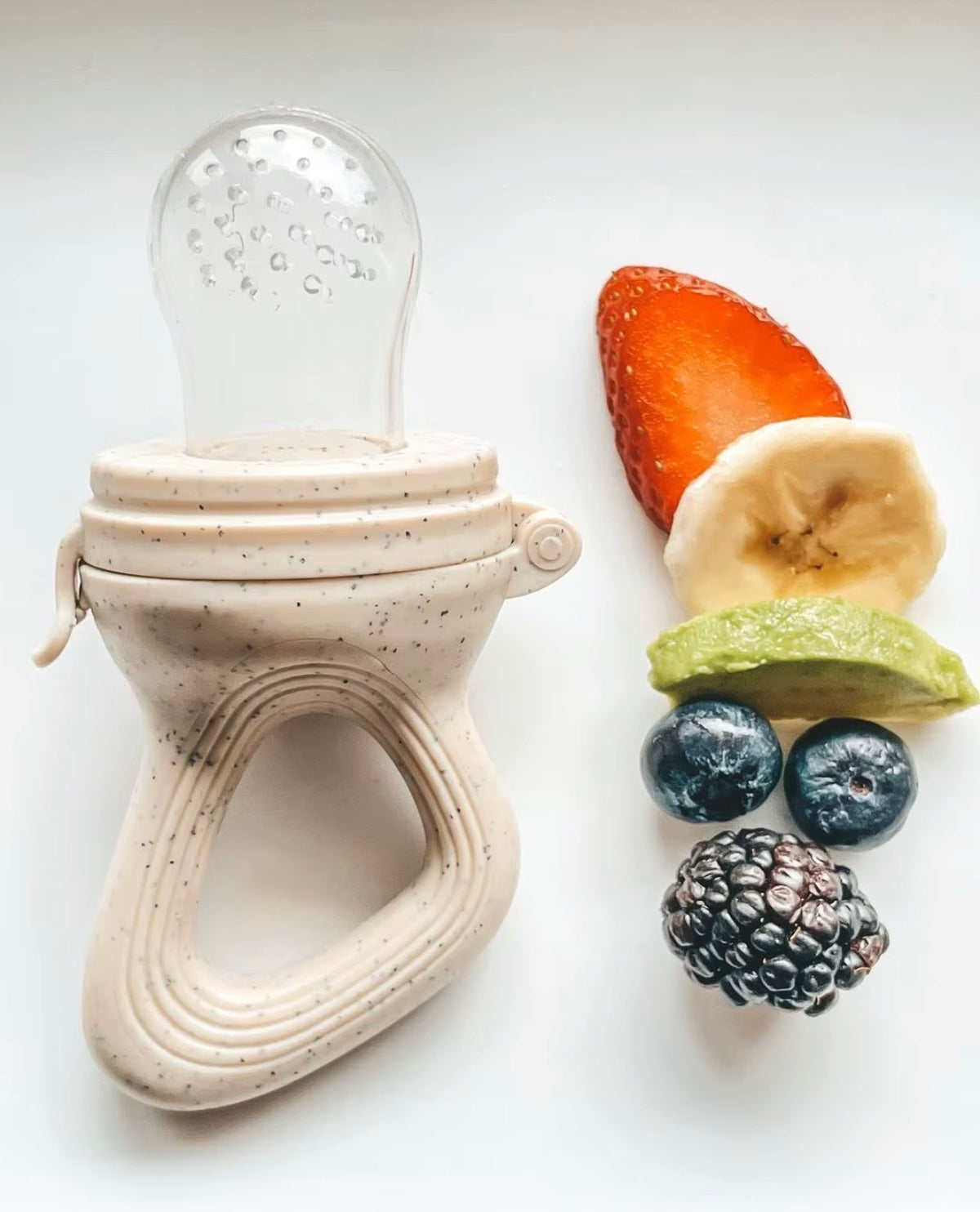 Chupón alimentador para bebé | Frutas, Leche materna congelada